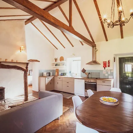 Vale Do Espinheiro Apartamento *